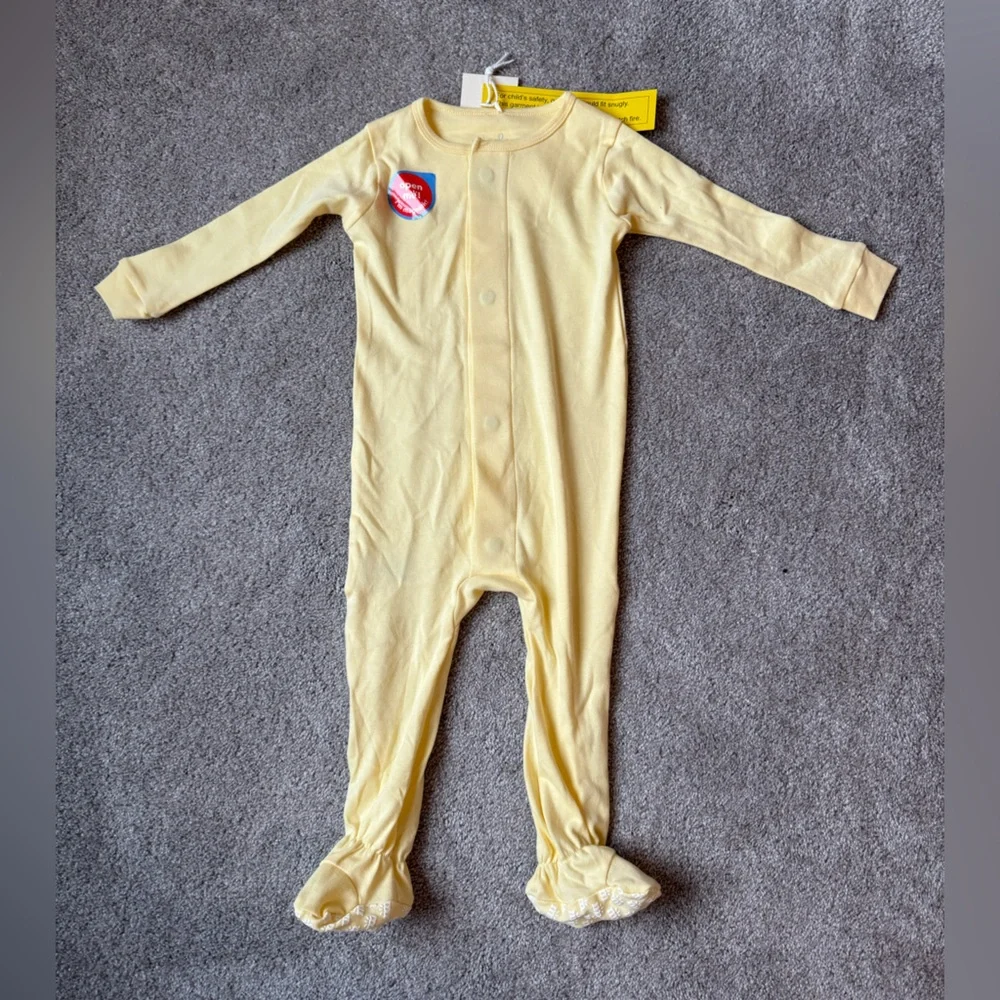 Simply Magnetic Me Organic Cotton Onesie in Orange Juice. NWT. 12-18 months - Picture 2 of 2